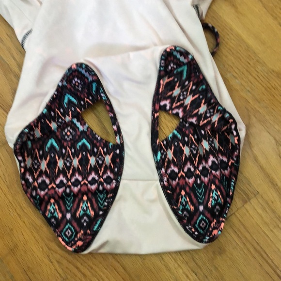 Shade & Shore One Piece Bathing Suit - Picture 9 of 13